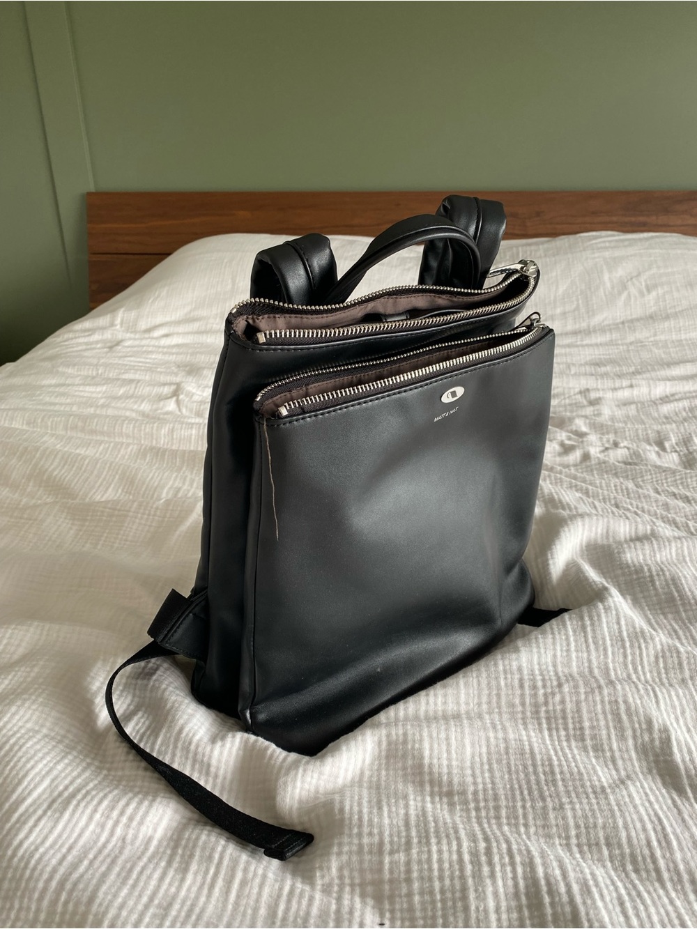 Matt&Nat Black Leather Backpack